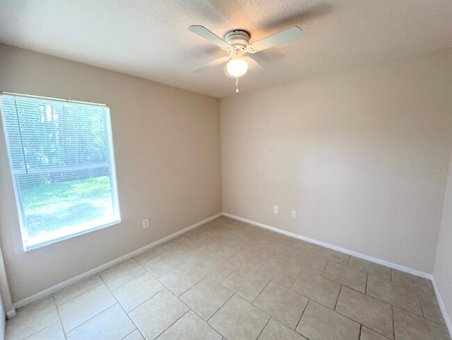 Building Photo - 14 Buttonwood Ln