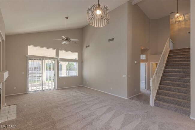 Building Photo - 52 Durango Station Dr