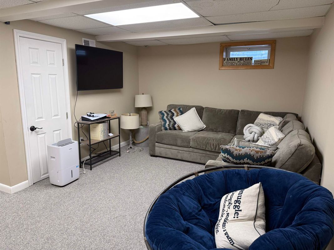 Building Photo - 18 Croft