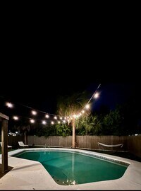 Building Photo - 3/2 Pool Home South Tampa Available NOW !!