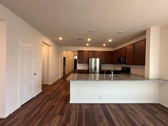 Building Photo - 2034 Domeniko Dr