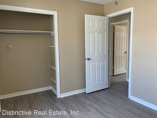 Building Photo - 3 br, 1.5 bath House - 104 Parkway North