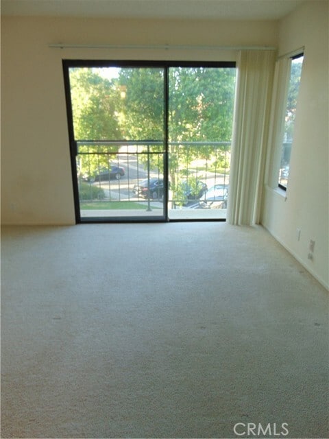 Building Photo - 2203 Apricot Dr