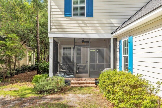 Building Photo - Gorgeous 4 Bed/2.5 Bath in Waterways Towns...