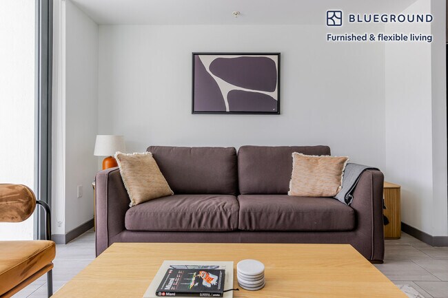 Building Photo - 6445 NE 7th Ave