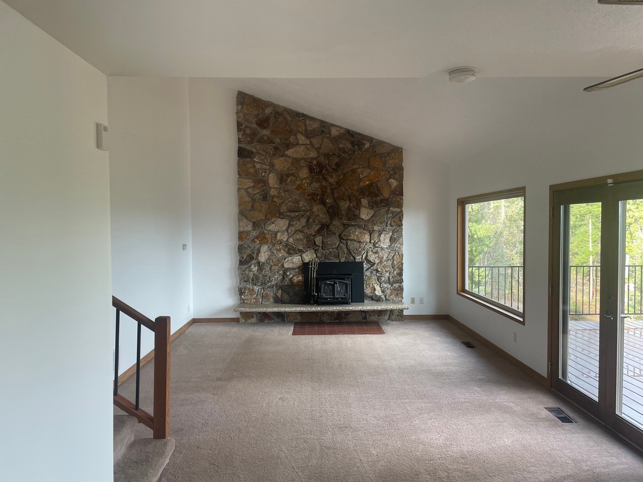 Livingroom - 17135 SE Royer Rd