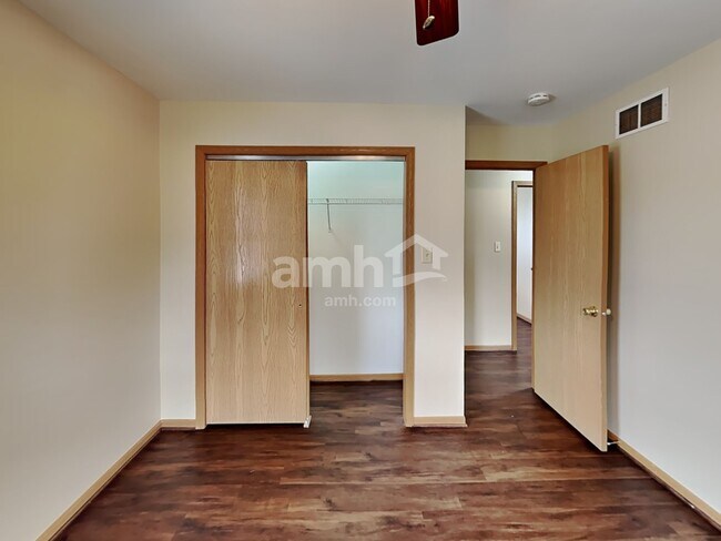 Building Photo - 2110 Three Forks Dr