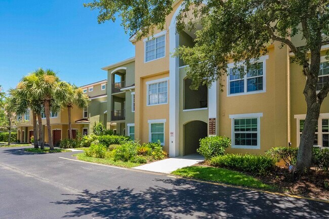 Building Photo - 4010 Grande Vista Blvd