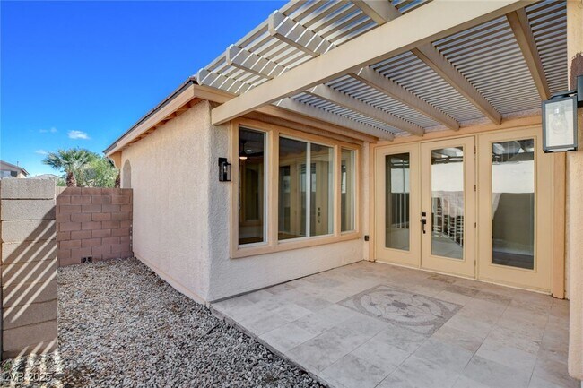 Building Photo - 177 Rocky Star St