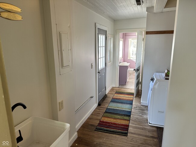 Building Photo - 7986 E Co Rd 975 S