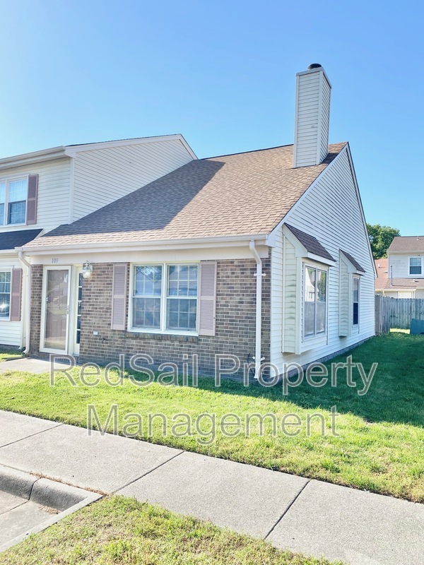 Building Photo - 109 Parkway Dr