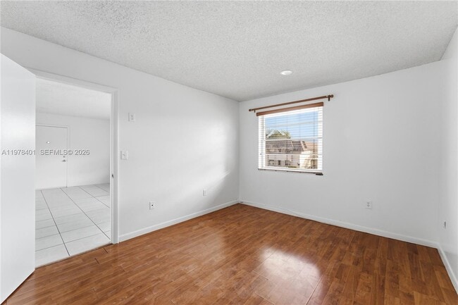 Building Photo - 6921 SW 129th Ave