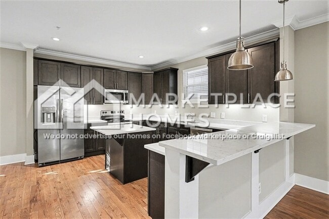 Building Photo - 2437/109 Bell St