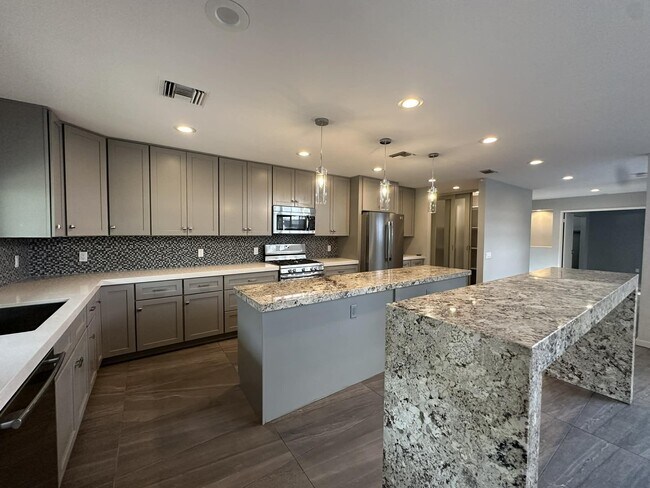 Building Photo - 4 Saturn Cir