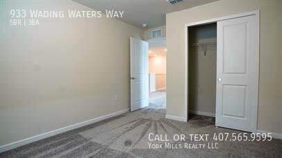 Building Photo - 933 Wading Waters Wy