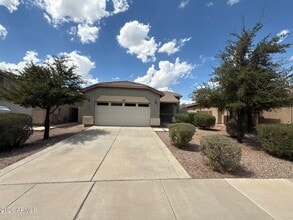 Building Photo - 8858 W Hilton Ave