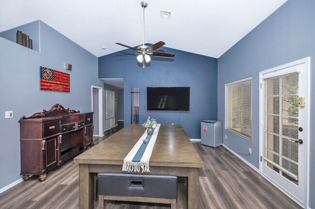 Building Photo - Pool home for rent August 1, 2025