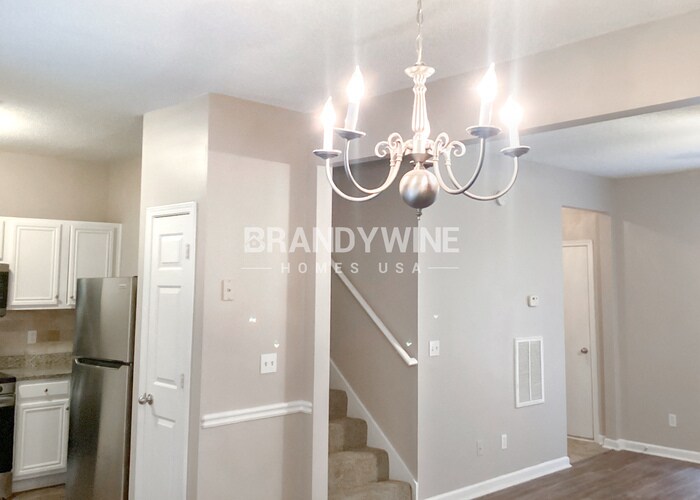 Building Photo - 395 Haverhill Ln