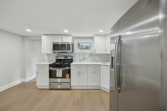 Building Photo - 635 Stanton Christiana Rd