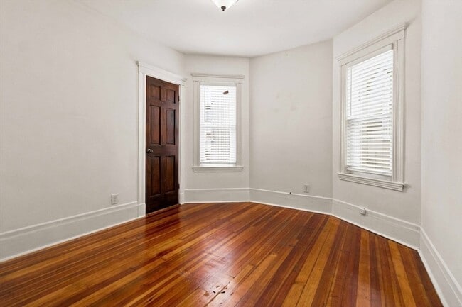 Building Photo - 15 Fairmount St
