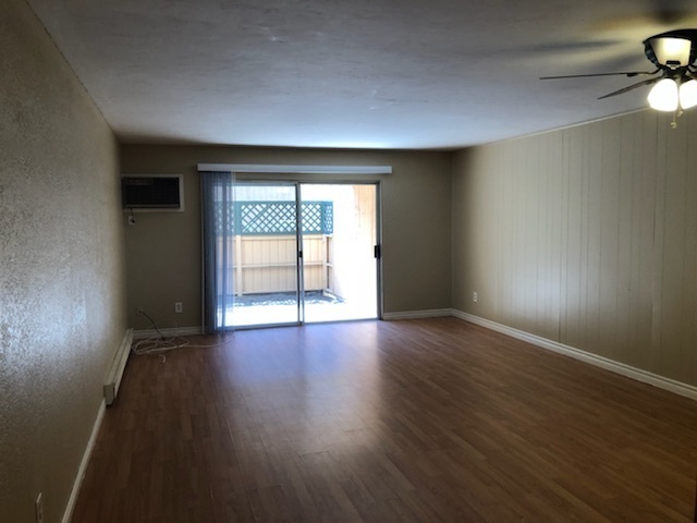 Building Photo - 2 Bedroom Lake Murray Terrace