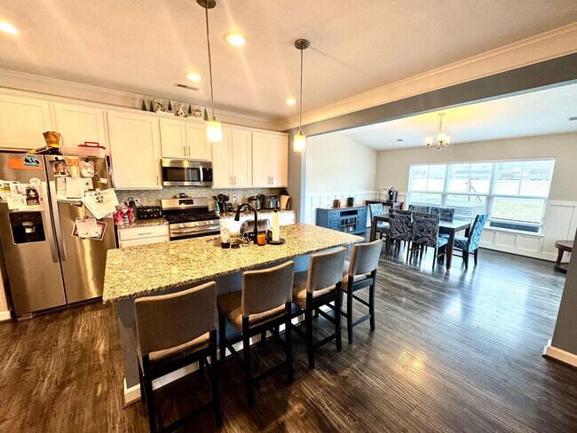 Building Photo - 3624 Horton Way