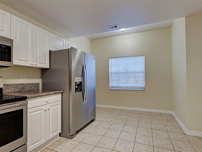 Building Photo - 242 Boundary Blvd