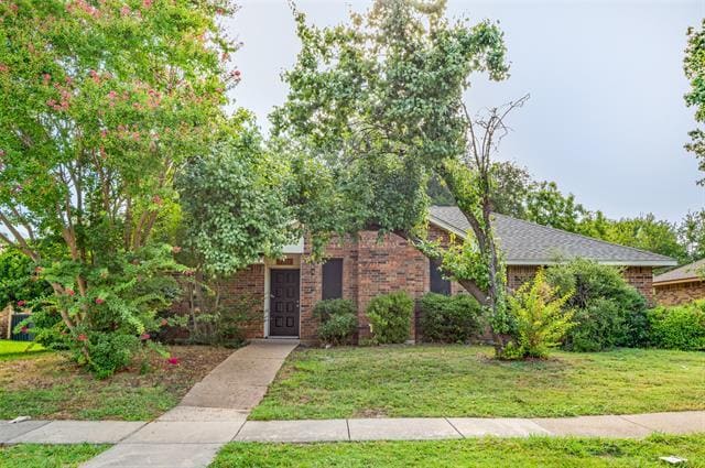 Primary Photo - 3124 Landover Dr