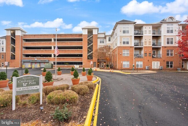 Building Photo - 3840 Lightfoot St