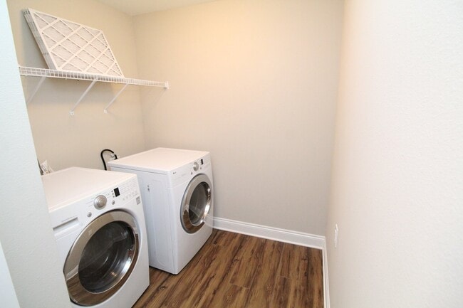 Building Photo - Coming Soon! 3-Bed/2-Bath Brick Home in Mi...
