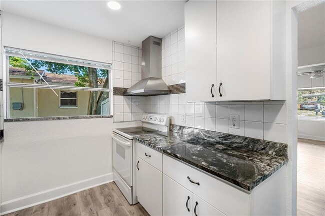 Building Photo - 1159 Engman St