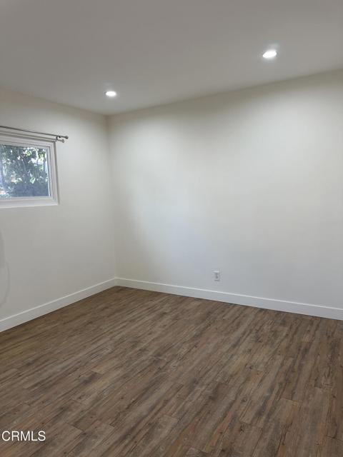 Building Photo - 424 N Craig Ave