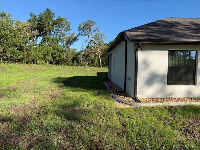 Building Photo - 5780 N Lena Dr