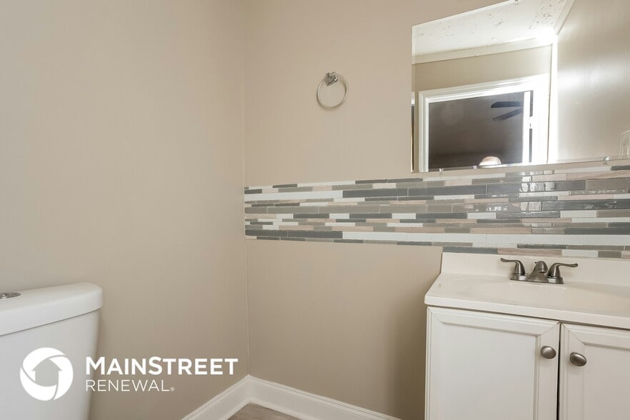 Building Photo - 1960 W Kimberly Rd SW