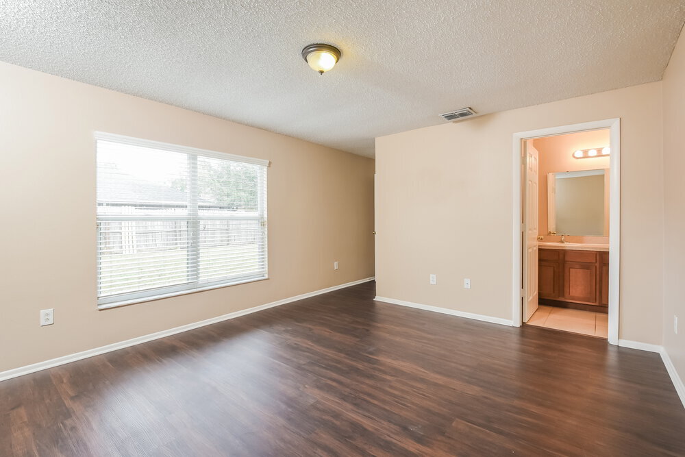 Building Photo - 3072 Natoma Way