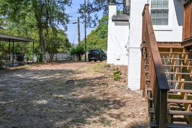 Building Photo - MOVE-IN READY-NORTH-COLUMBUS & FT BENNING ,GA-3 BEDROOMS,2  BATHS