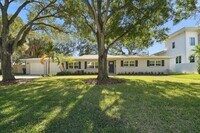 Building Photo - 4802 W Longfellow Ave
