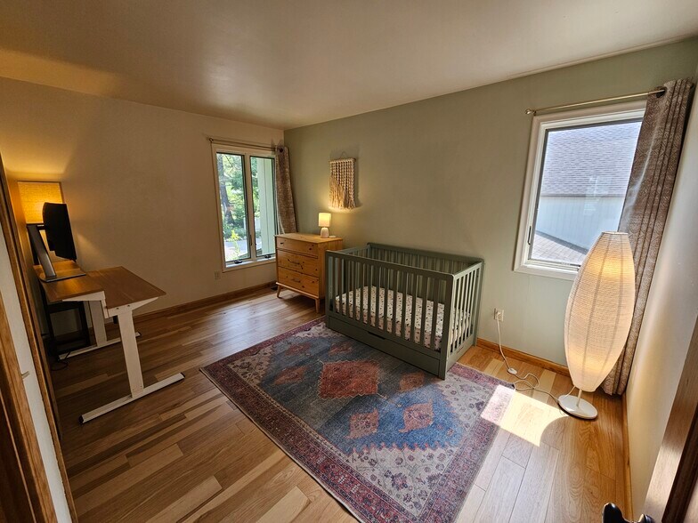 Building Photo - 808 Jones Dr