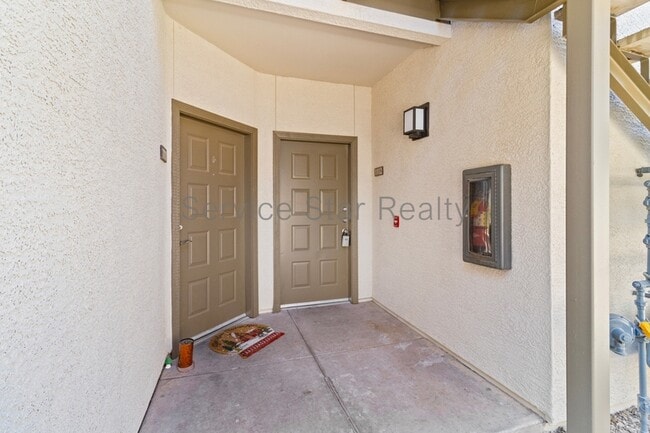 Building Photo - 6900 E Princess Dr