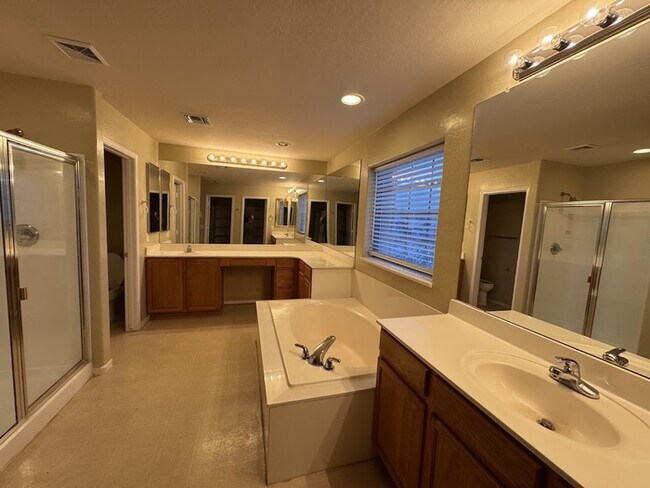 Building Photo - Laveen 5 Bedroom in Gated Community