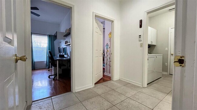 Building Photo - 3901 Ballinore Pl