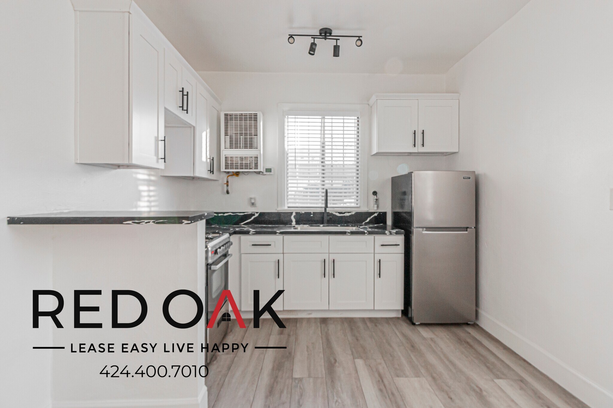 Building Photo - 1017 S Kingsley Dr