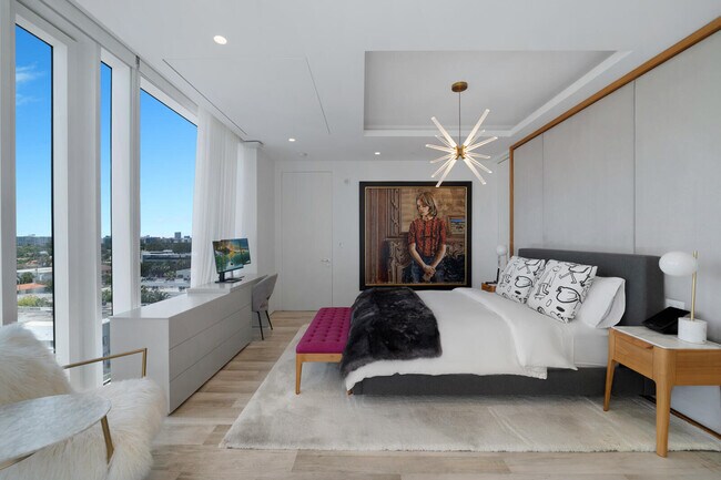 Building Photo - 9001 Collins Ave