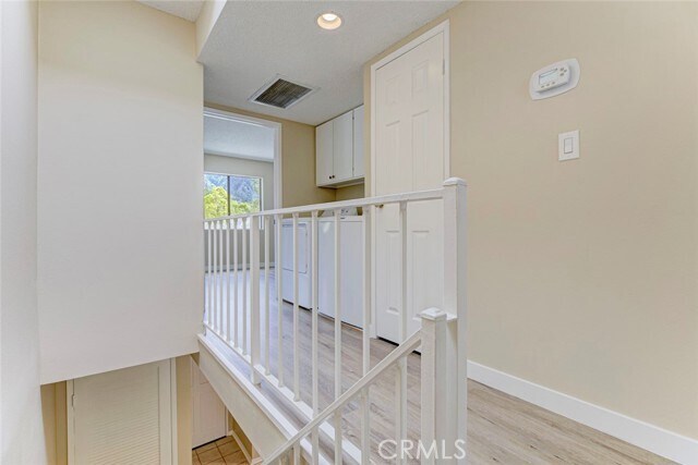 Building Photo - 635 E Angeleno Ave