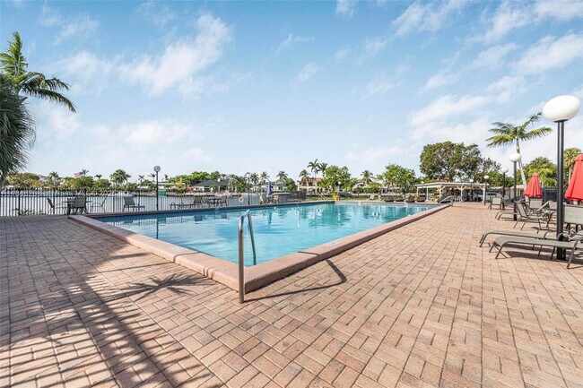Building Photo - 501 Three Islands Boulevard