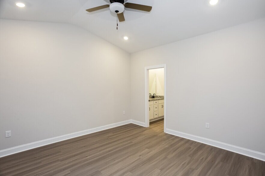 Building Photo - 171 Wembury Ln