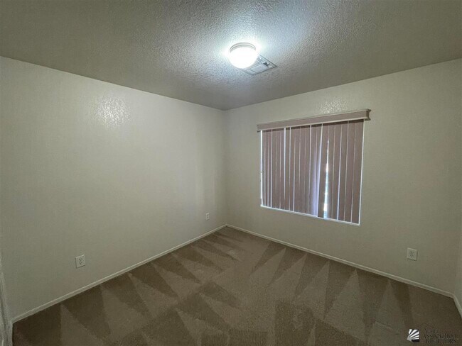 Building Photo - 10191 E 35th Pl