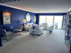 Building Photo - 2600 N Flagler Dr