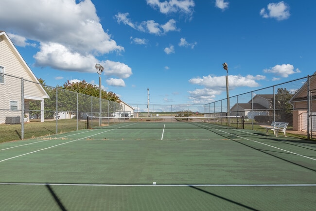 Building Photo - 33 Courtyard Way