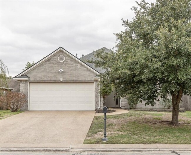 Primary Photo - 3818 Dresden Ln